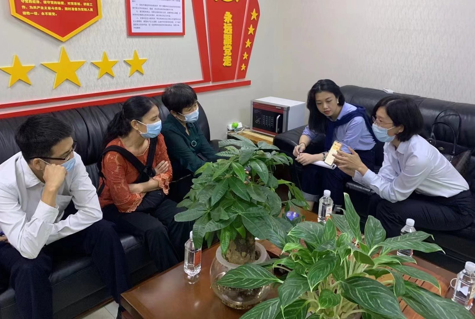 Understanding the mobile banking adoption in Heshan RCB. uf0e3 GDRCU/Xuechen Li